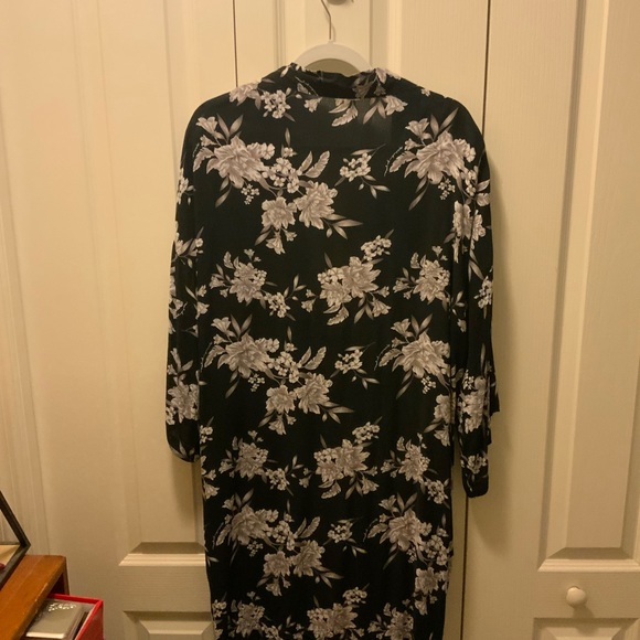 Spiritual Gangster Maya Kimono - Picture 3 of 6